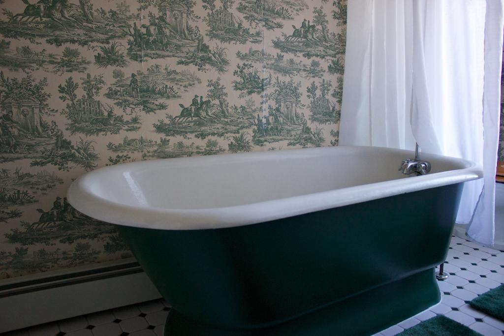 Historic Jacob Hill Inn Сіконк Екстер'єр фото