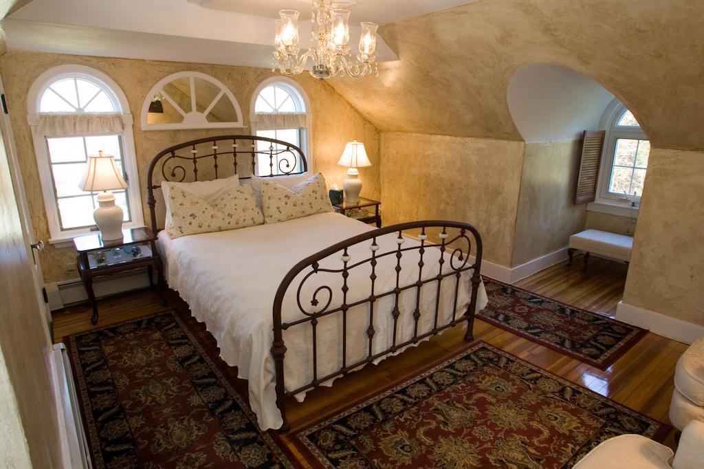 Historic Jacob Hill Inn Сіконк Екстер'єр фото