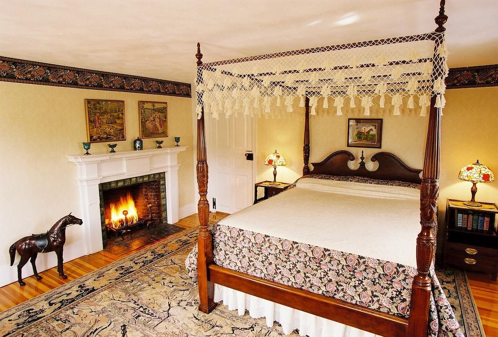 Historic Jacob Hill Inn Сіконк Екстер'єр фото