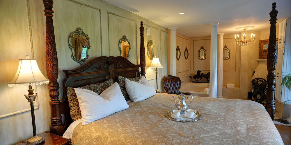 Historic Jacob Hill Inn Сіконк Екстер'єр фото